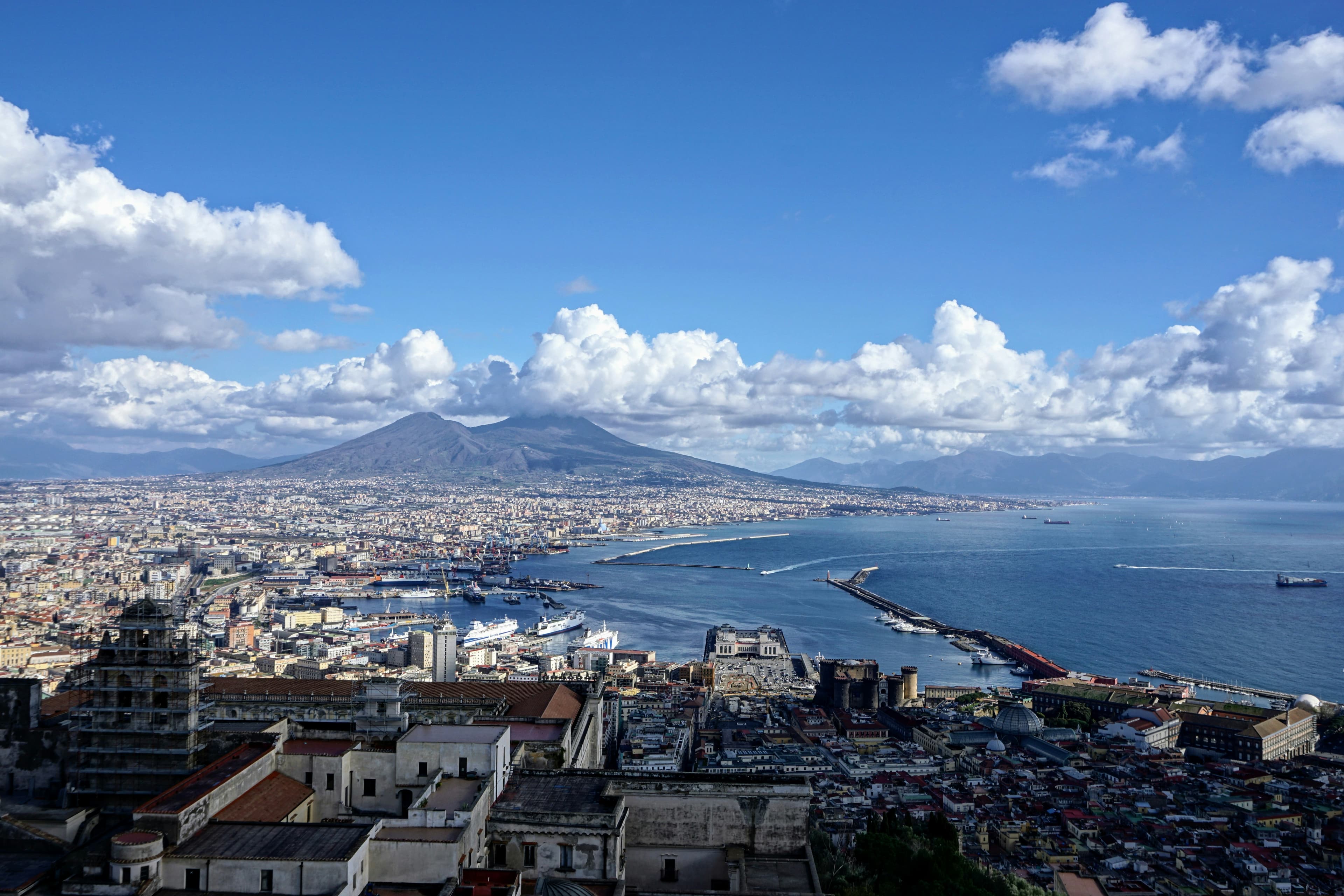 Naples & Pompeii